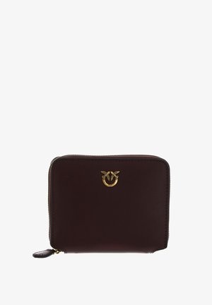 Portafoglio in pelle marrone scuro con zip e piccolo emblema dorato doppia ape al centro davanti.