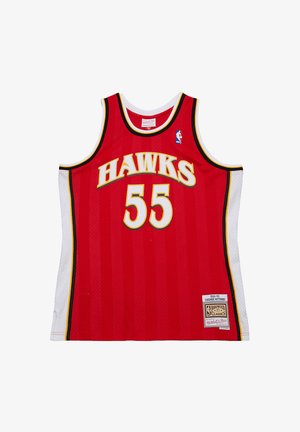 Rotes Basketball-Trikot mit "HAWKS" und der Nummer "55" in Gelb, ergänzt durch weiße und schwarze Akzente; Mesh-Material für Atmungsaktivität.