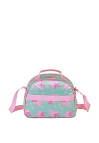 Funda de almuerzo verde con patrones de flamencos rosas, detalles plateados y una correa rosa. Presenta un cierre de cremallera y un mango en la parte superior.