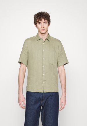 KENT COLLAR SHORT SLEEVE ONE CHEST POCKET - Camisa - petrified oak
