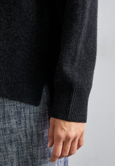 Filippa K RELAXED TURTLE NECK - Svetr - anthracite