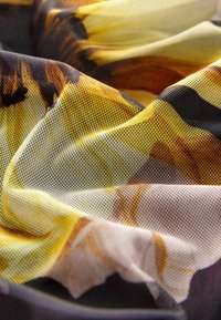 Next BATWING SLEEVE  - Maksi suknelė - black floral print
