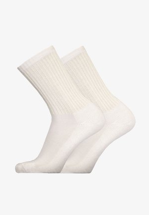 Weiße Baumwoll-Fußballen-Socken, geripptes Muster mit verstärkter Zehenpartie, ausgestattet mit einem weichen Bündchen und einem glatten Strickkörper, präsentiert im Paar.