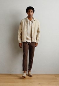 Lindbergh DRAWSTRING PANTS - Pantaloni - deep brown