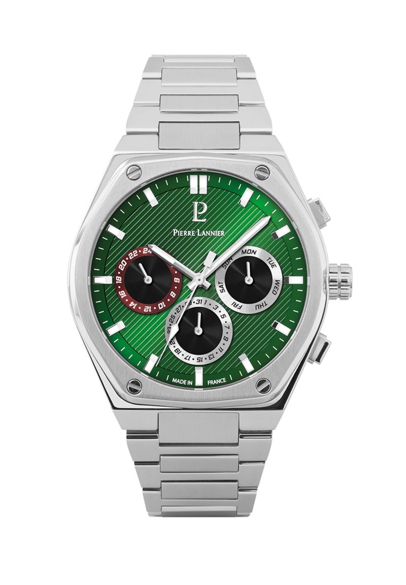 Silverfärgad rostfri stål klocka med oktogonal boett, grön texturerad tavla, tre underviser i svart och rött, silverfärgade timmarkörer och metalliska accenter.