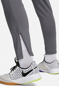 Nike Performance DRI-FIT ACADEMY PANT - Trainingsbroek - iron grey iron grey iron grey sunset pulse