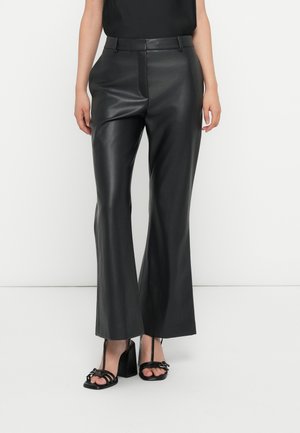 HAMUNELLE - Pantaloni - black