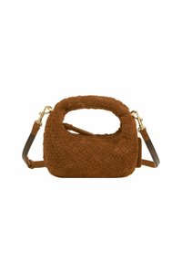 Borsa a mano in suede intrecciato marrone con manico superiore arrotondato, tracolla regolabile e dettagli in hardware dorato. Superficie texturizzata.