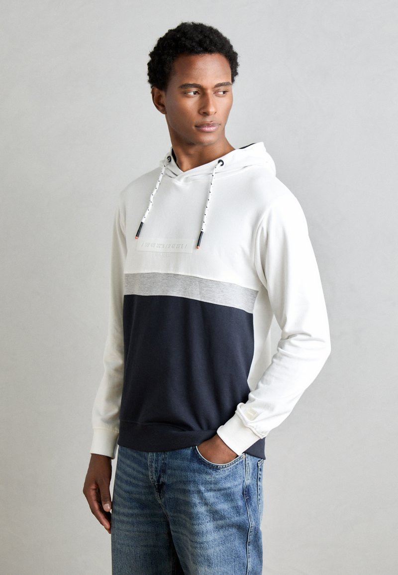 Felpa con cappuccio caratterizzata da un design multicolore: pannelli bianchi, grigi e blu navy; materiale in cotone; coulisse regolabili; polsini a coste.