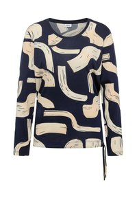 Pitkähihainen tummansininen paita, jossa on abstrakteja beigejä siveltimen vetoja, pyöreä pääntie ja sivuilla solmittava yksityiskohta. Pehmeä kangas, jossa sileä tekstuuri.