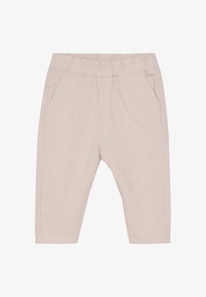 Jasnoróżowe spodnie dziecięce z miękkiego materiału, z pionowymi paskami, elastycznym pasem i dwiema bocznymi kieszeniami.