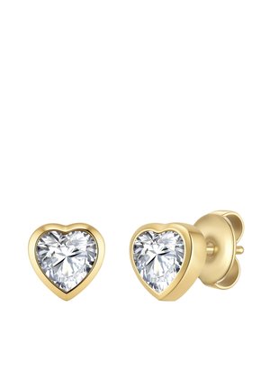 Pendientes de botón de oro con piedras preciosas transparentes en forma de corazón en un engaste de bisel, mostrados desde ángulos frontal y lateral sobre un fondo blanco.