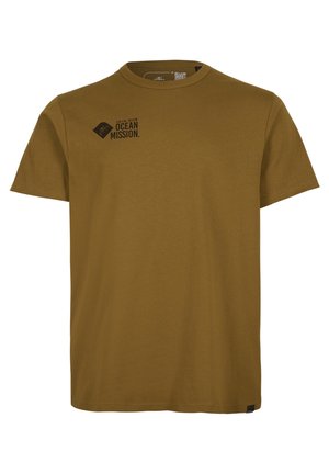 Brun bomulds-T-shirt med rund hals, med trykt logo og teksten "JOIN OUR OCEAN MISSION" på fronten. Kortærmet, almindelig pasform.