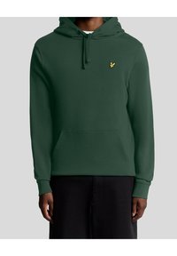Felpa verde realizzata in tessuto morbido, con tasca frontale, cappuccio con cordini e un piccolo logo ricamato sul petto.