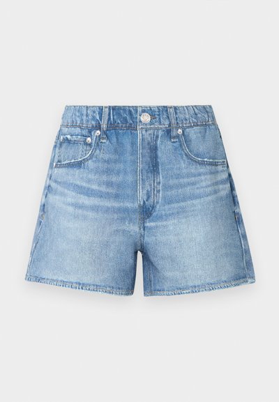 Shorts en denim de couleur bleu clair, dotés d'une conception classique à cinq poches, d'une fermeture à boutons sur le devant et d'une coupe droite avec une texture lisse.