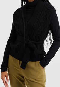 WE Fashion Chaqueta de punto - black