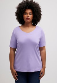 Ulla Popken T-shirt basic - lavender