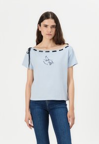 Hollister Co. - HIGH SUMMER NEWNESS - Marškinėliai su spaudiniu - light blue Miniatiūros vaizdas 1