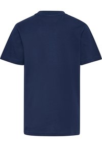 Prosty granatowy bawełniany t-shirt z krótkim rękawem, pokazany od tyłu, bez widocznych logo lub wzorów.