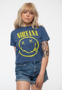 Paradiso Clothing NIRVANA FLOWER SNIFFIN - Print T-shirt - blue