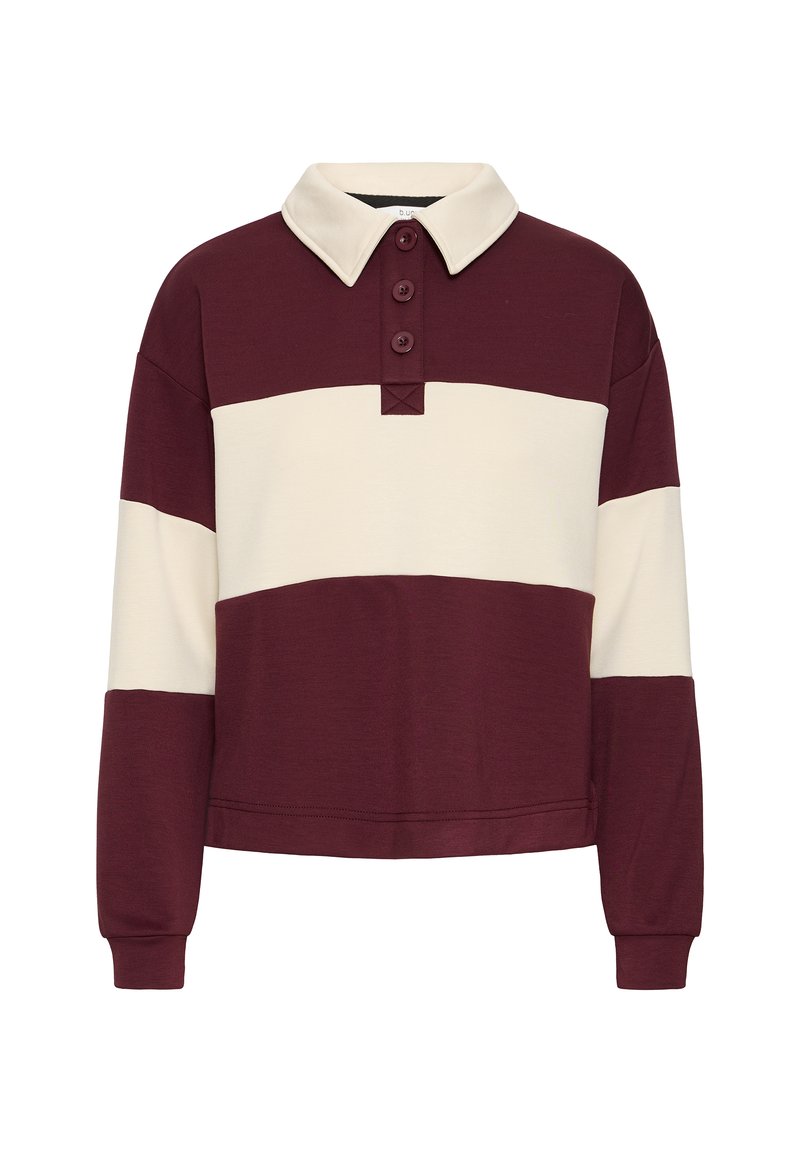 Pulóver a rayas en color marrón y crema con cuello tipo polo, tapeta de tres botones y mangas largas; textura suave y diseño corto.