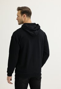 Kigili Felpa con cappuccio - Black