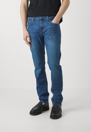 SLIMMY STRETCH TEK CONNECTED - Jeans Tapered Fit - mid blue