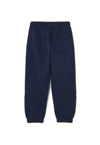 Marineblauwe joggingsbroek met elastische tailleband en boorden, met een enkele achterzak op een witte achtergrond.