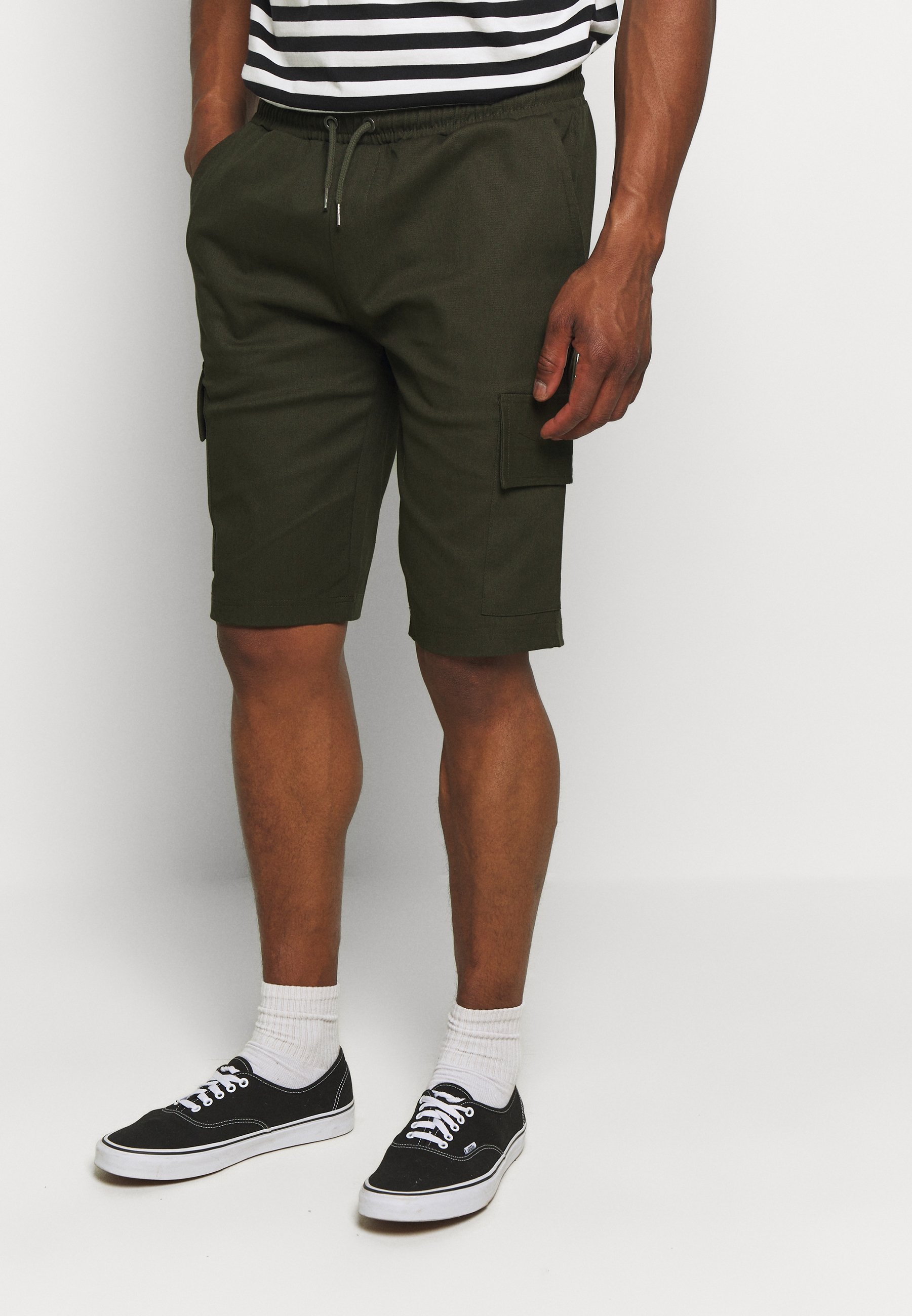 Newport Bay Sailing Club CARTEL Shorts khaki Zalando.no Newport Bay Sailing Club CARTEL - Shorts - black