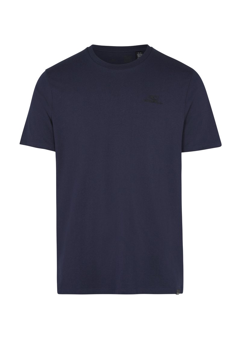Camiseta de algodón azul marino con cuello redondo. Presenta un pequeño logo negro en el lado izquierdo del pecho y un corte recto en el dobladillo.