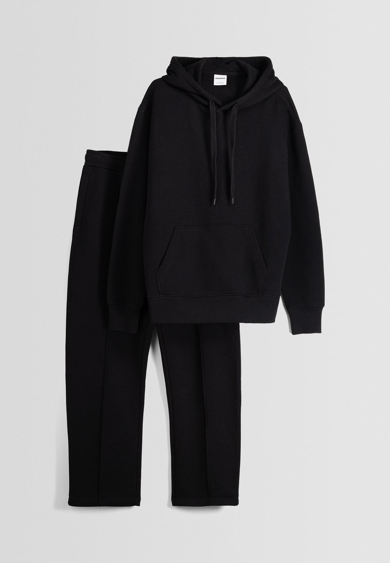 Bershka Trainingspak zwart