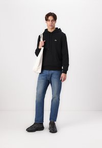 Thumbnail Image 2