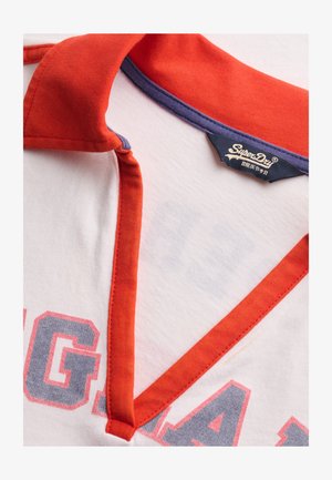 Superdry & Co, SUPERDRY ATHLETIC FOOTBALL COLLARED T-SHIRT.. - T-shirt imprimé - england white