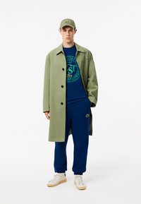 Lacoste Camiseta estampada - bleu hbm