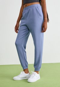 Roxy RISE VIBE PANTS - Tréningruha alsók - wild wind