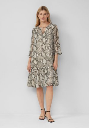 s.Oliver BLACK LABEL Robe de jour - helles beige