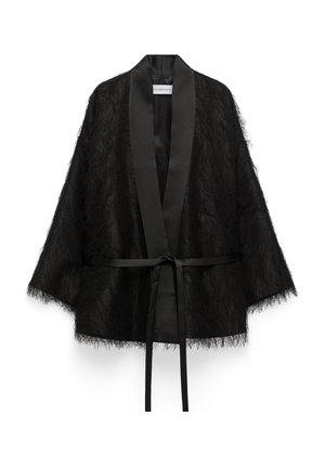 Zwarte textuur open voor kimono-jack met brede satijnen kraag en een vastzittende tailleband, losse pasvorm en driekwart mouwen.