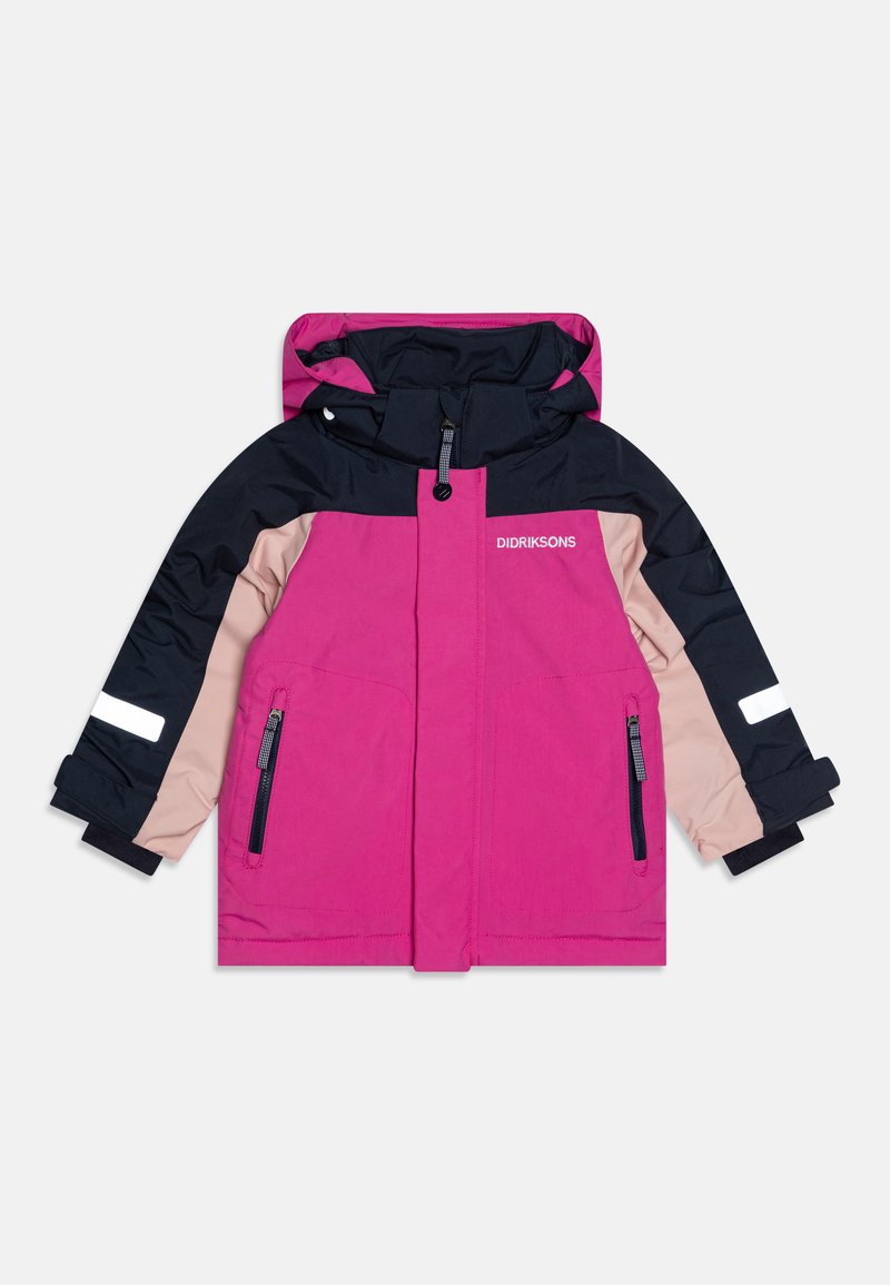 Roza in črna vodoodporna jakna s kapuco, z dvema sprednjima žepoma, odsevnimi detajli in sofisticiranim, sodobnim dizajnom.