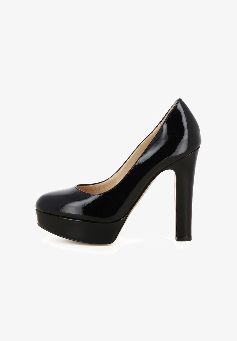 Scarpa nera in pelle verniciata con tacco alto, punta arrotondata, design con piattaforma e tacco a stiletto alto. Presenta una finitura liscia e lucida.