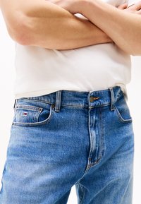 Tommy Jeans Straight leg jeans - denim medium