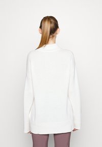 pure cashmere HIGH NECK  - Pulover - vintage white