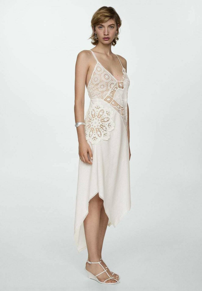 Mango Cocktailjurk - off-white