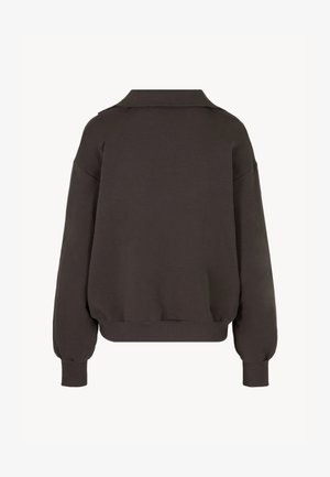 Ciemnobrązowy półgolf z kołnierzykiem, opadającymi ramionami i elastycznymi mankietami. Miękka tkanina o gładkiej fakturze.