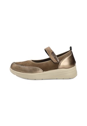 Zapatos Mary Jane de cuero bronce con una correa de Velcro, puntera redonda y un acento texturizado; suela cremosa ligera para mayor comodidad.