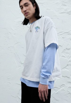 BE THE ENERGY UNISEX - Apdrukāts T-krekls - white