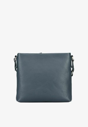 Sac bandoulière rectangulaire en cuir gris foncé avec sangle réglable et logo discret embossé au centre avant.
