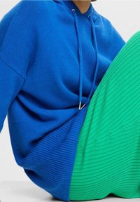 Esprit Kapuzenpullover - blue
