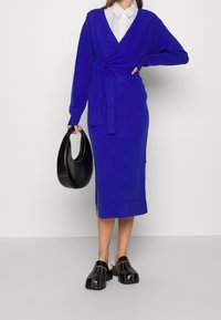 DESIGNERS REMIX Abito in maglia - blue