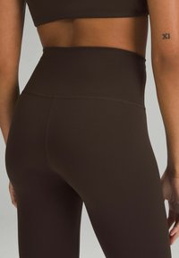 lululemon WUNDER TRAIN HIGH-RISE 64CM - Leggings - espresso