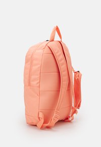 Nike Sportswear ELEMENTAL - Mochila - crimson bliss/aura